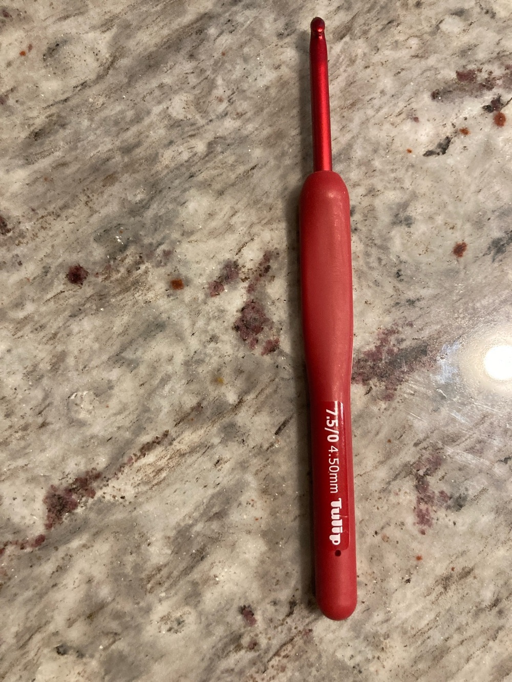 Set of 6 misc crochet hooks..clover and tulip etimo red - Picture 3 of 9